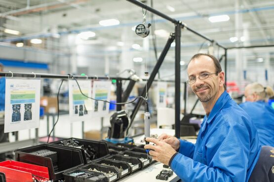 smc_02401 SMC Full Support for the Complete Product Lifecycle